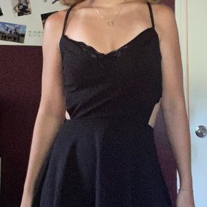 Brand: Windsor - Size: Small - Color: Black